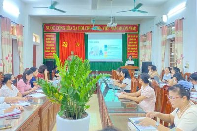 TRƯỜNG TIỂU HỌC TRỰC HÙNG ỨNG DỤNG CÔNG NGHỆ THÔNG TIN VÀ TRÍ TUỆ NHÂN TẠO TRONG NHÀ TRƯỜNG.